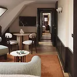 Hana Hotel Parigi