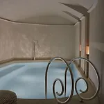 Hana Hotel 5*