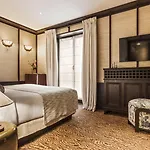 Hana Hotel Parigi