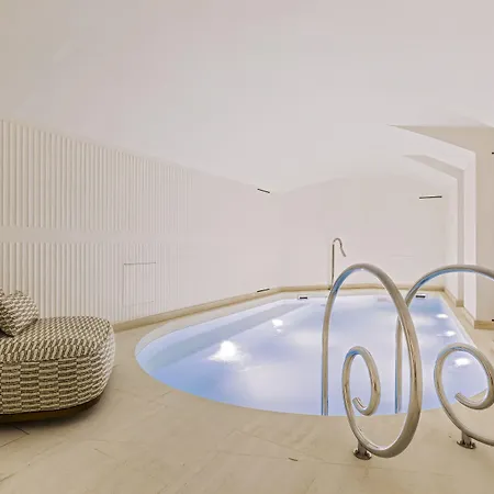 Hana Hotel Paris